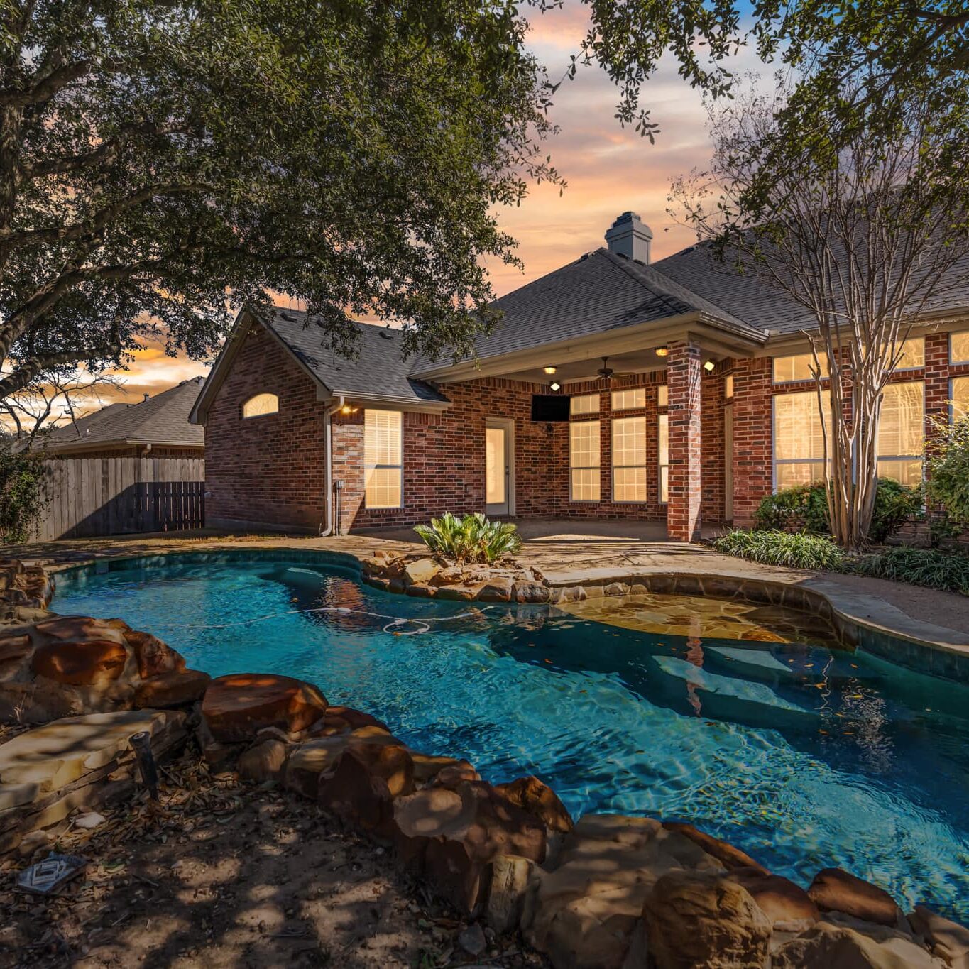 House of Homes Real Estate Central Texas - Brooke Boils Realtor, Home with Pool For Sale